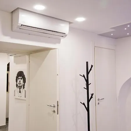 Sotterranea Con Jacuzzi 3*