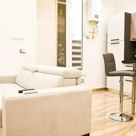 Guest house Sotterranea Con Jacuzzi Naples