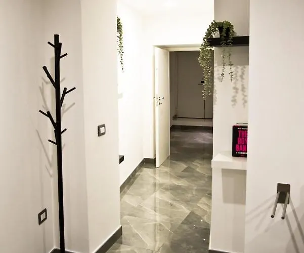 Sotterranea Con Jacuzzi