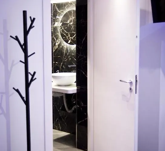 Sotterranea Con Jacuzzi Maison d'hôtes 3*