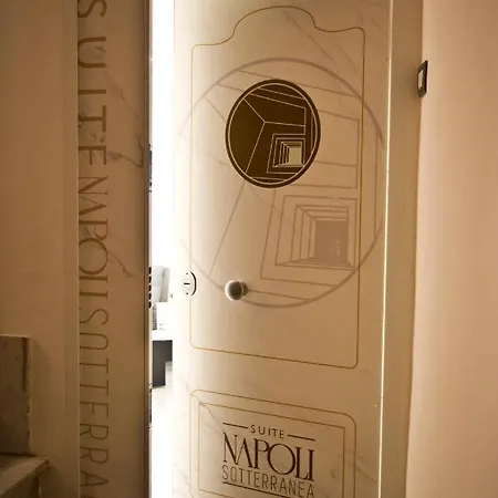 Sotterranea Con Jacuzzi Guest house *