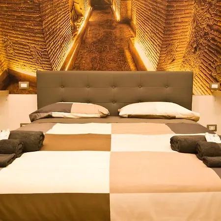 Guest house Sotterranea Con Jacuzzi